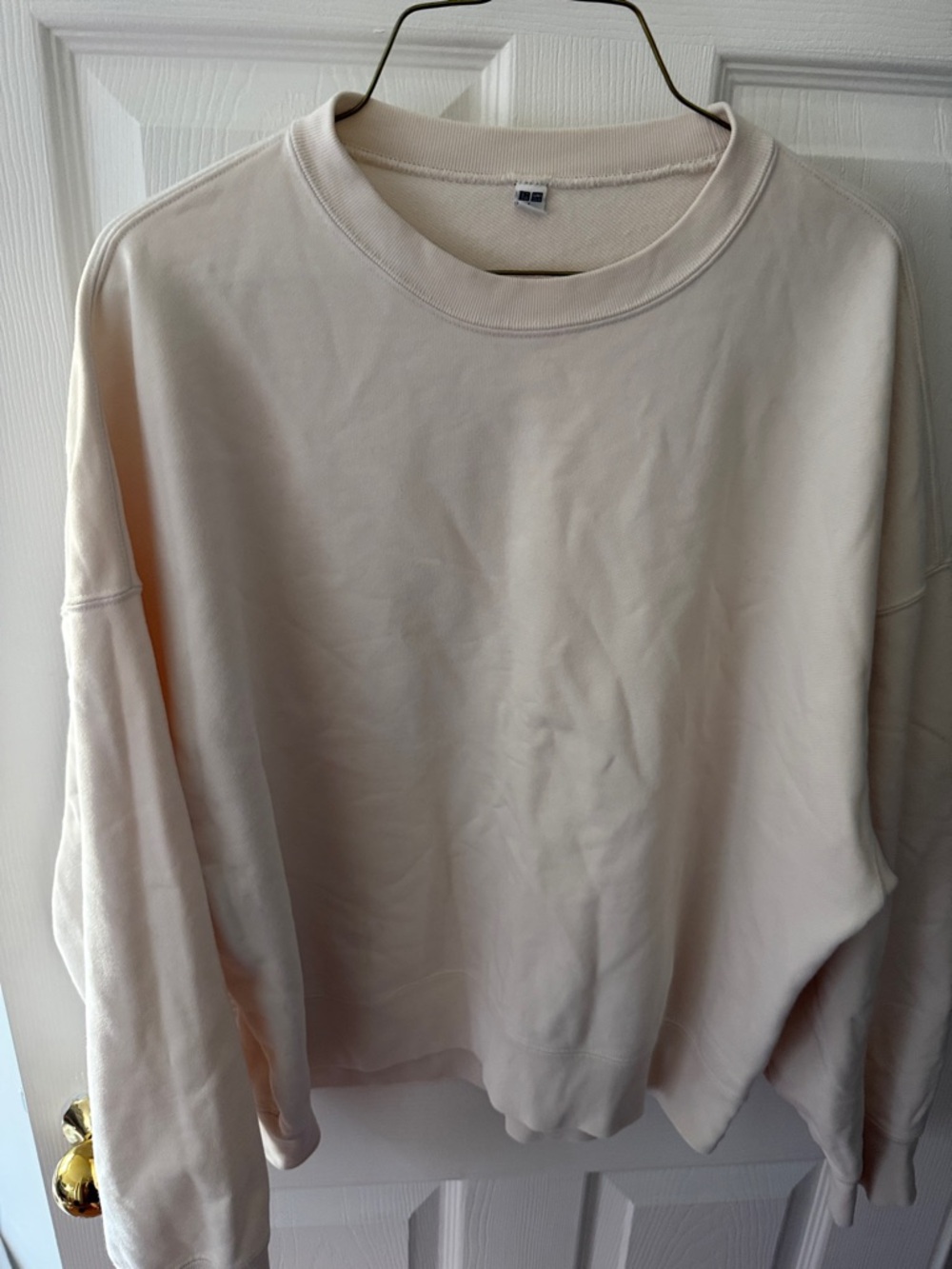 Uniqlo Cream Crewneck Sweater - Soft Neutral Pullover